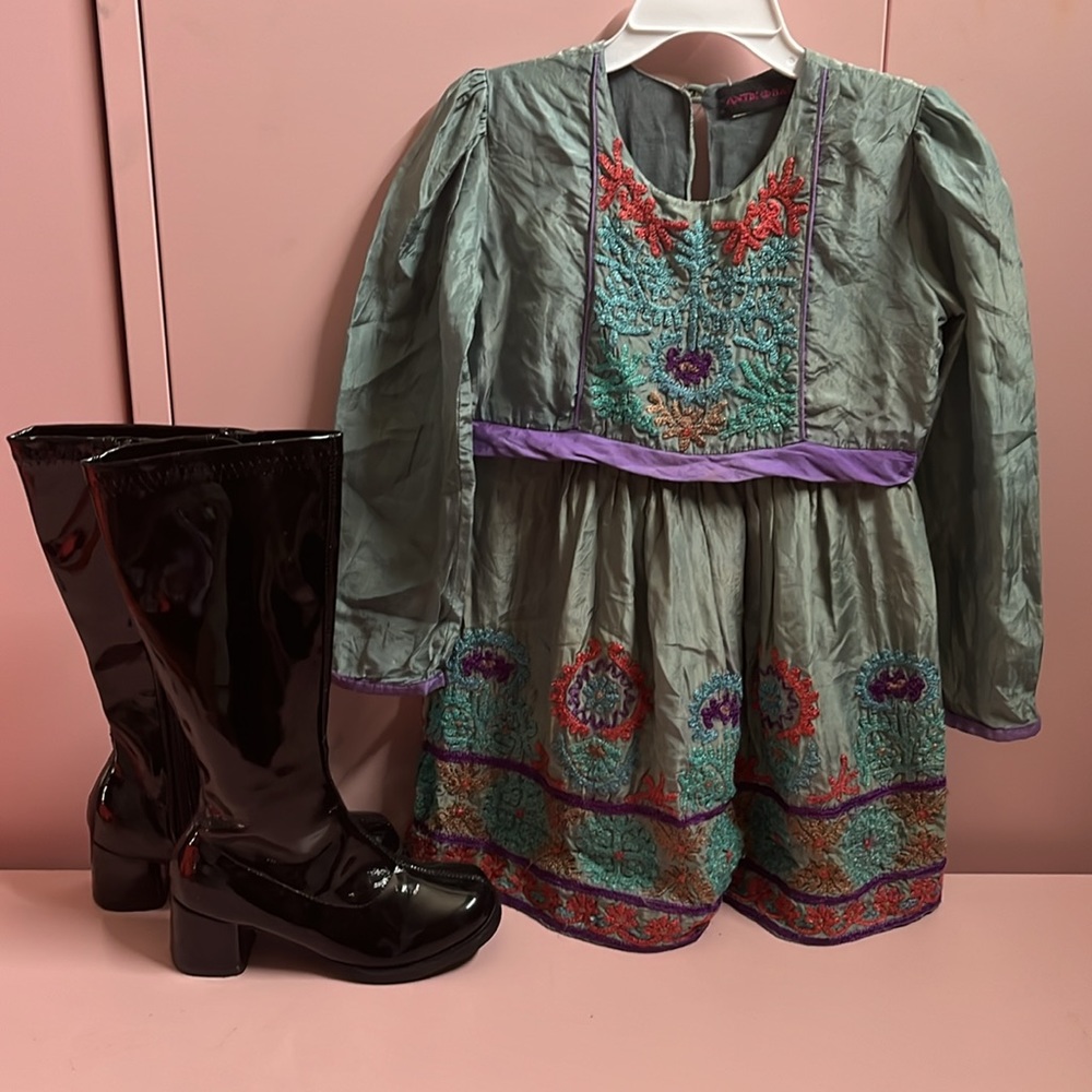 ❤️Antik Batik, Silk Girls Dress Retail $111.00 Silk         Size Y6